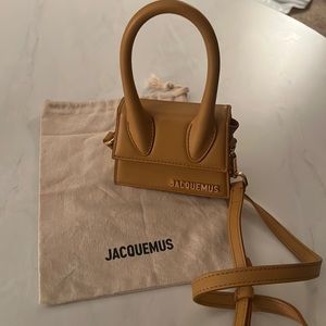 JACQUEMUS LE CHIQUITO MINI SATCHEL BAG